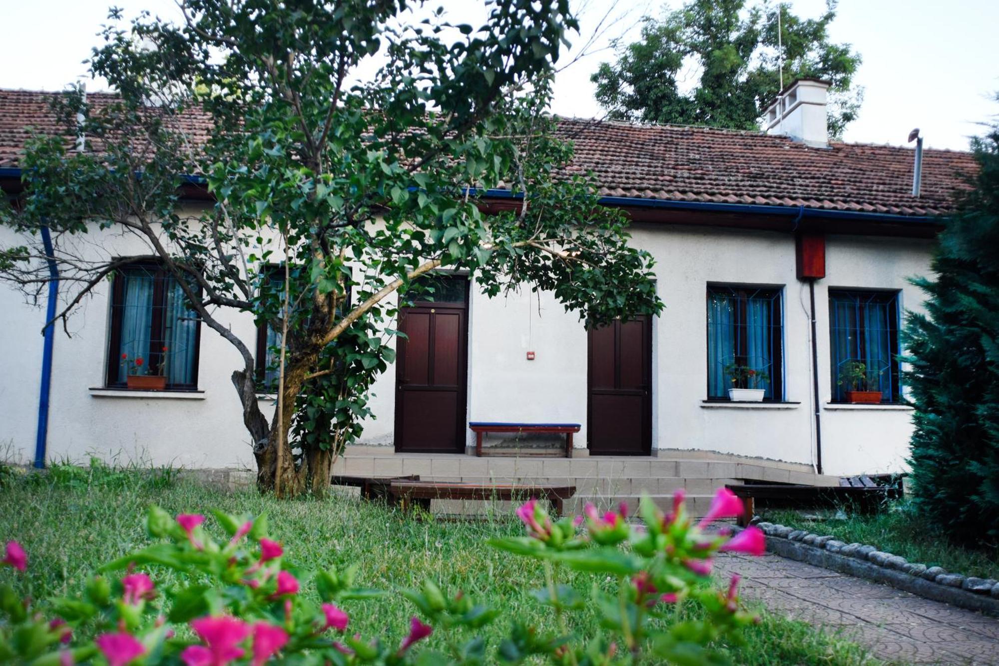 Medic Hotel Sofia Exterior foto